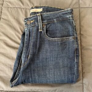 Levi's 721 High Rise Skinny Women's size 28 Dark Wash Blue Denim jeans